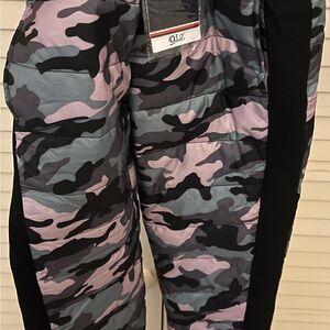 Camouflage Puffer Pants